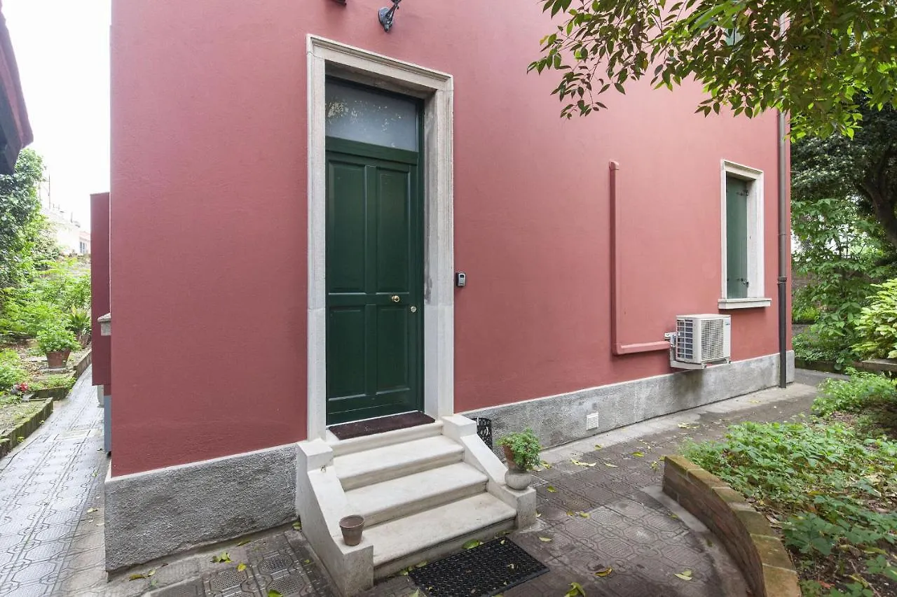 Apartment Residence Santa Marta By Halldis Venice