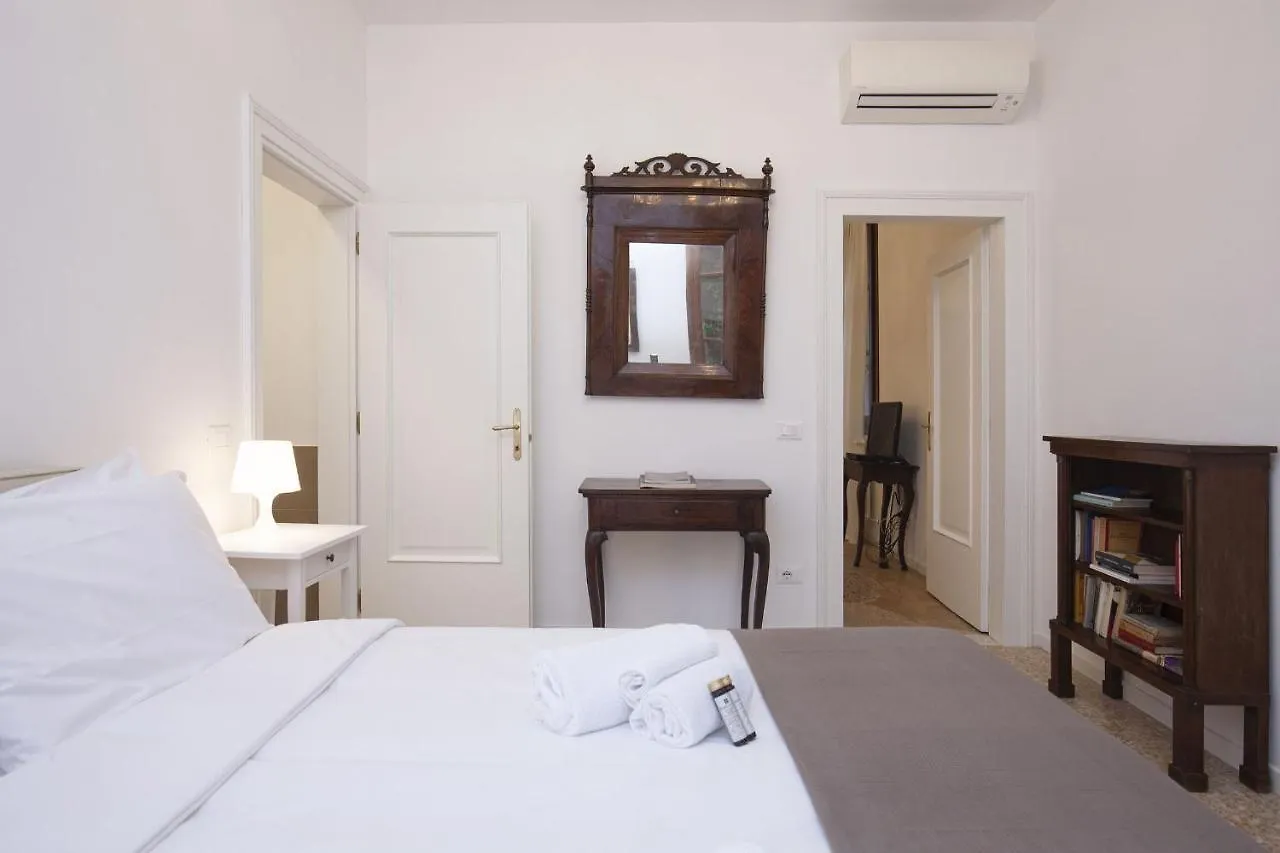 Apartment Residence Santa Marta By Halldis Venice Italy