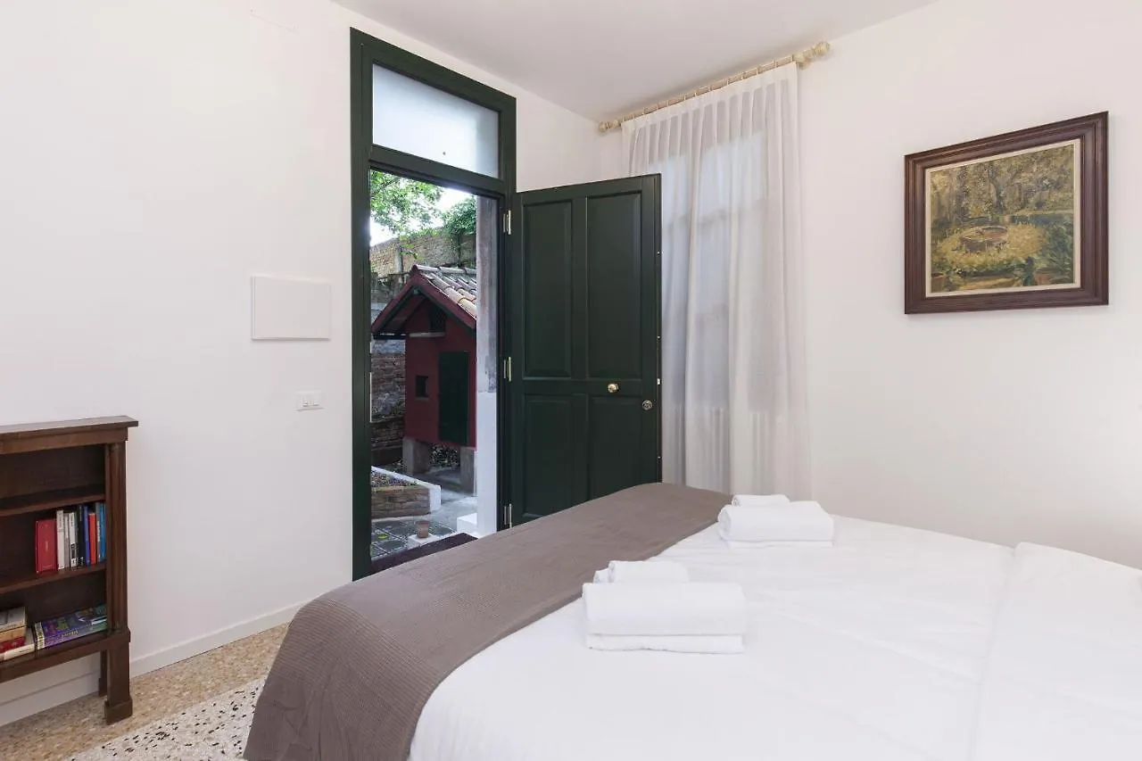 Residence Santa Marta By Halldis Venice