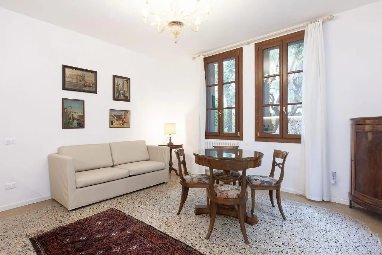 Residence Santa Marta By Halldis Venice Italy
