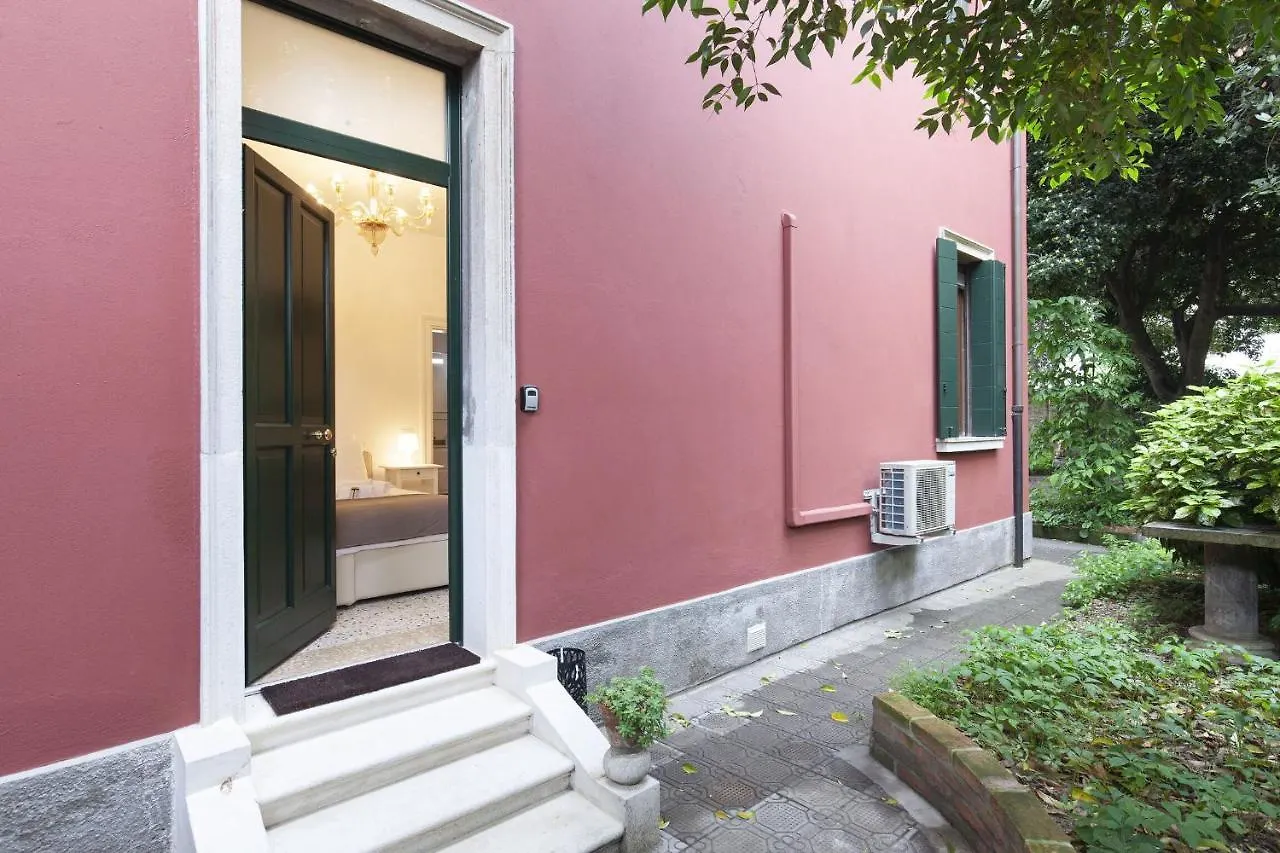 Residence Santa Marta By Halldis Venice Apartment