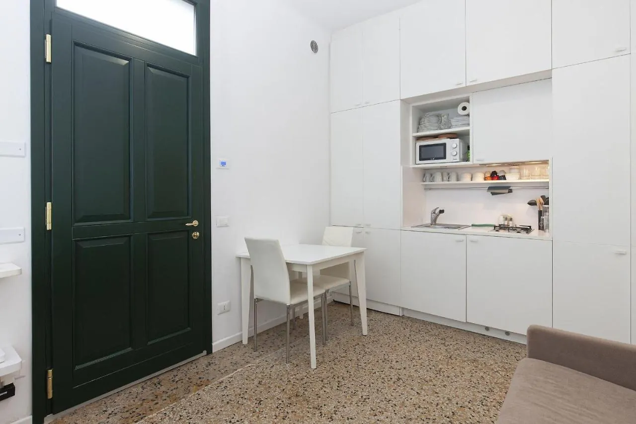 Residence Santa Marta By Halldis Venedik Daire